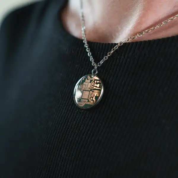 DIGITAL DOT NECKLACE - Image 9